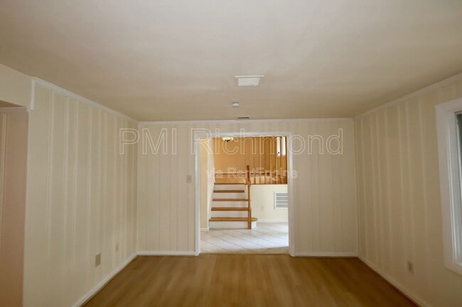 Building Photo - 8402 Kalb Rd