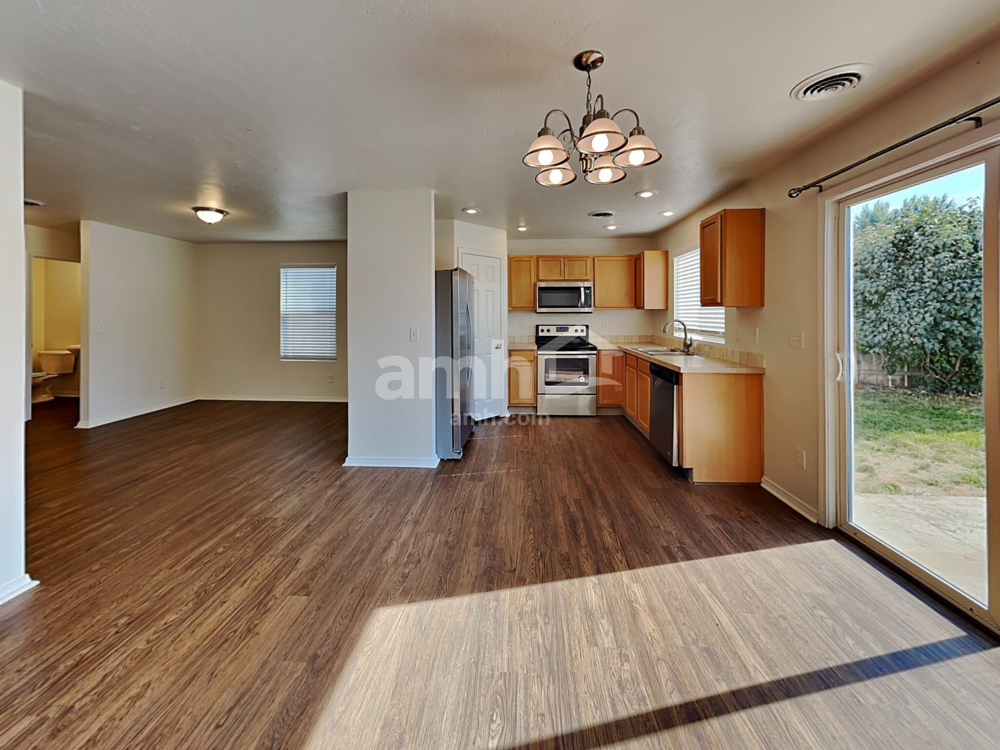 Building Photo - 19637 Cumberland Way