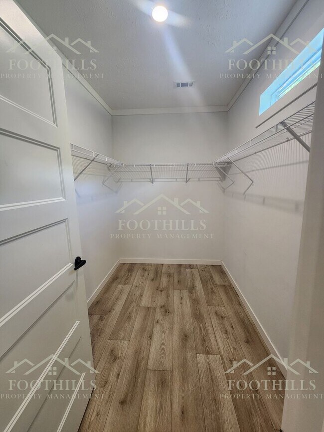 Building Photo - 3-Bedroom Home in a Peaceful Country Setting