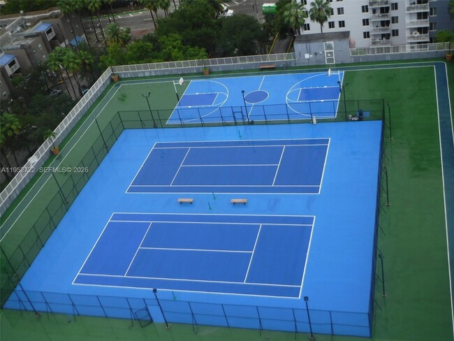 Building Photo - 850 N Miami Ave