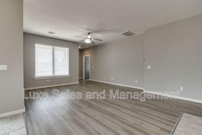 Building Photo - 9428 NW 91st St