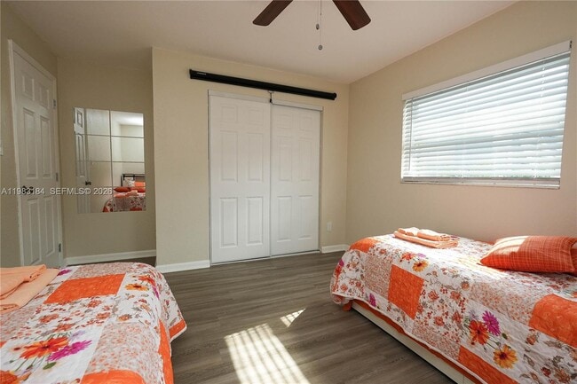 Building Photo - 742 Granada St