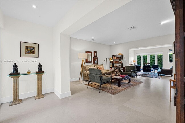 Building Photo - 397 Harbor Ct