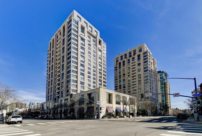 Building Photo - 645 Front St