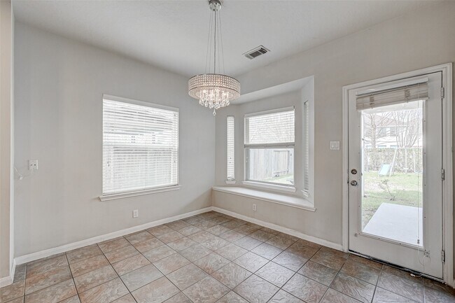 Building Photo - 11205 Sunlit Bay Dr
