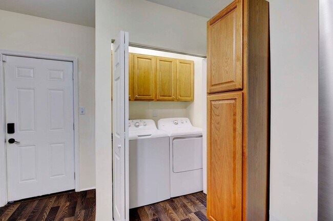 Building Photo - Call Sabrina Thomas Office at 757-767-0767...