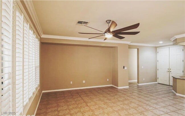 Building Photo - 10488 Riva De Fiore Ave