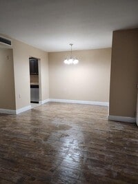 Building Photo - 1198 Lake Terry Dr