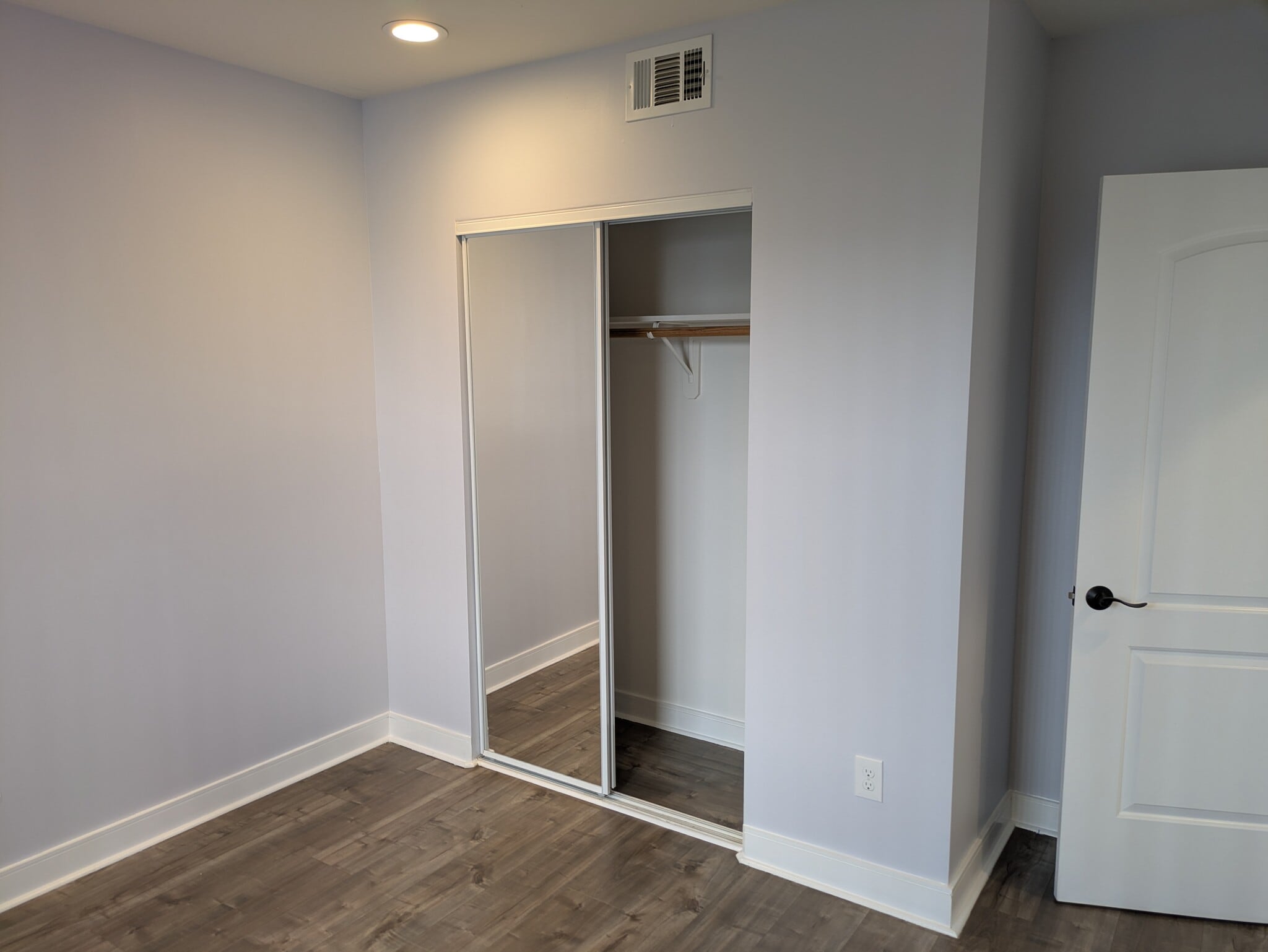 Building Photo - 2614 Chariton St