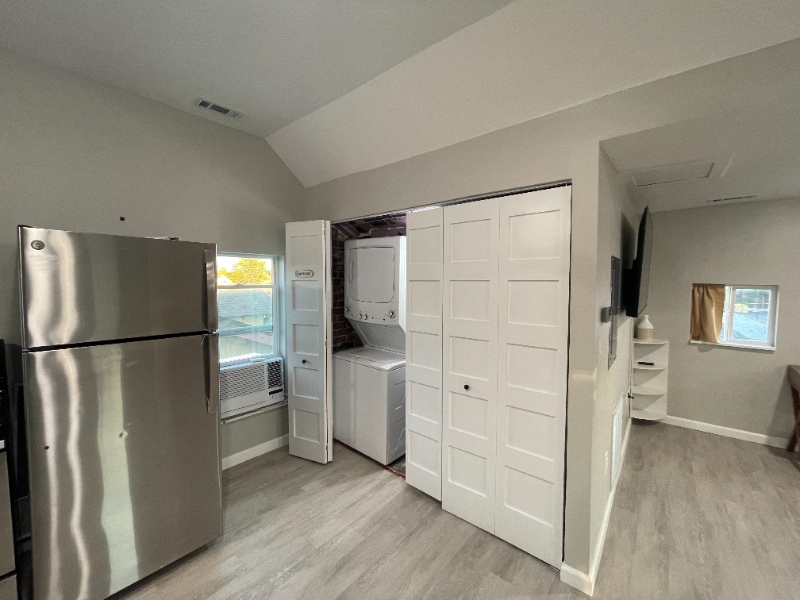 Building Photo - 4522 E Washington St