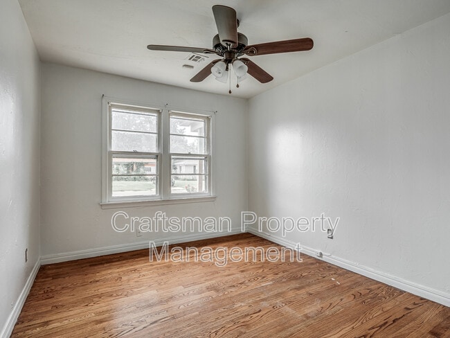 Building Photo - 1711 Brighton Ave