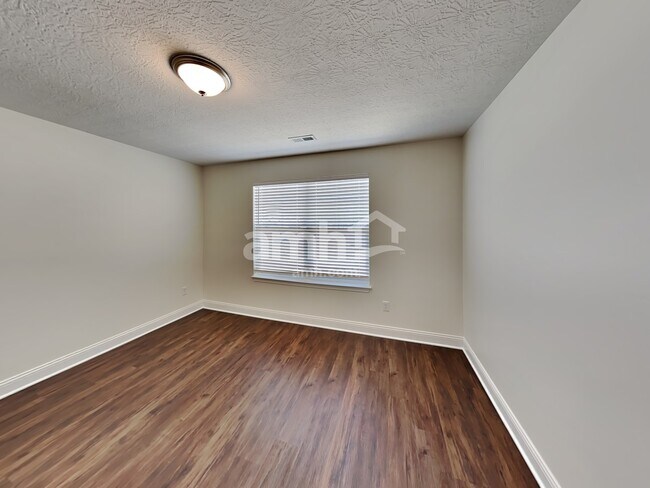 Building Photo - 8066 Rapala Ln