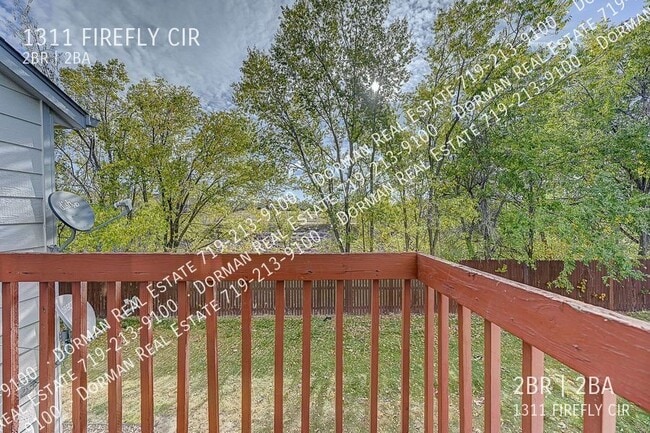 Building Photo - 1311 Firefly Cir