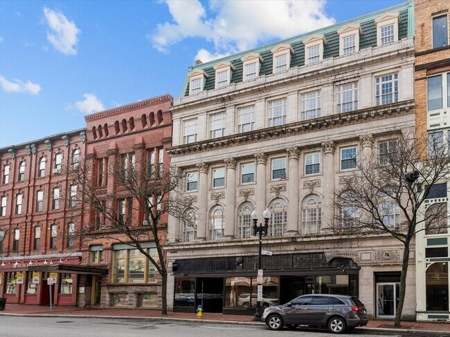 Building Photo - 280 Essex St