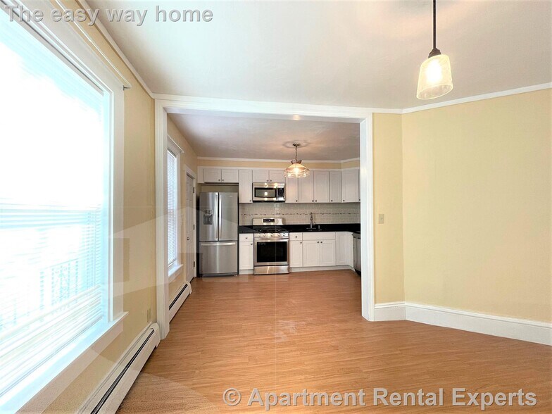 Building Photo - 15 Laurel St