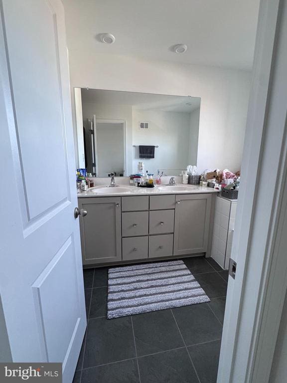 Building Photo - 26 Bitsy Rd