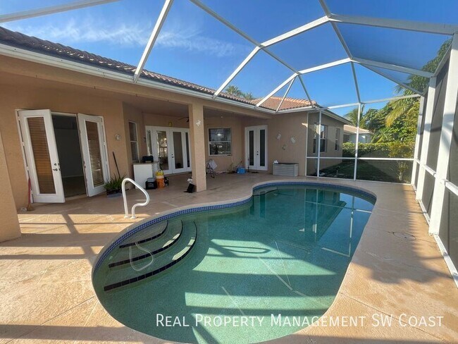 Building Photo - 816 Grand Rapids Blvd