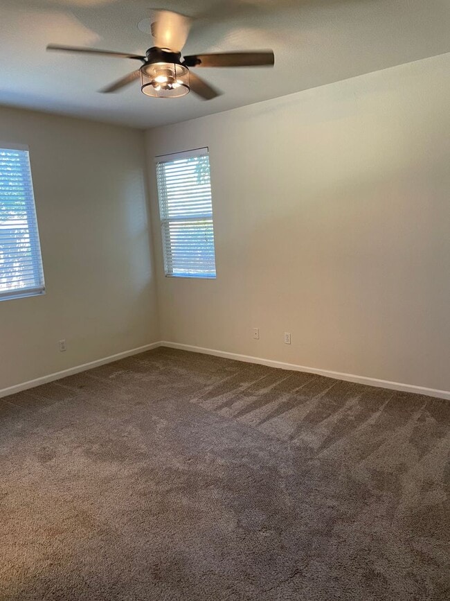 Building Photo - SINGLE STORY, 3 BED, 2 BATH, 2 CAR, LARGE BACK YARD