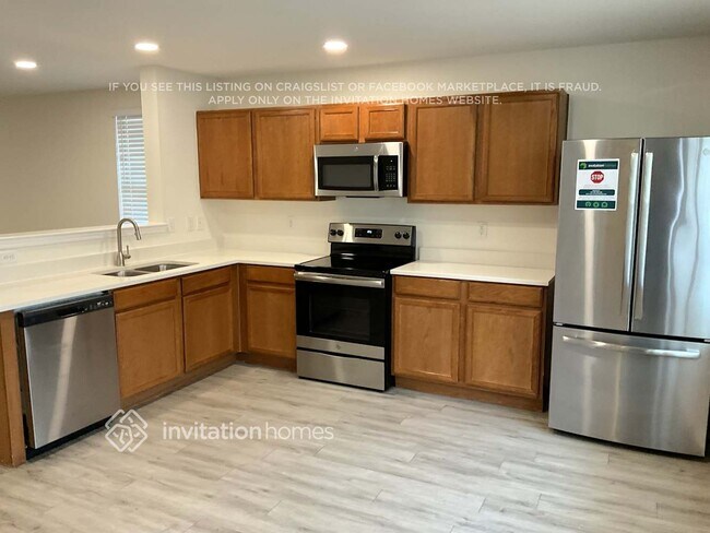 Building Photo - 1104 Scenic Hills Dr