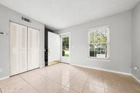 Building Photo - 303 Kettering Terrace