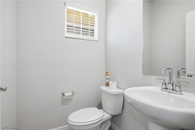 Building Photo - 3763 Corellia Ave