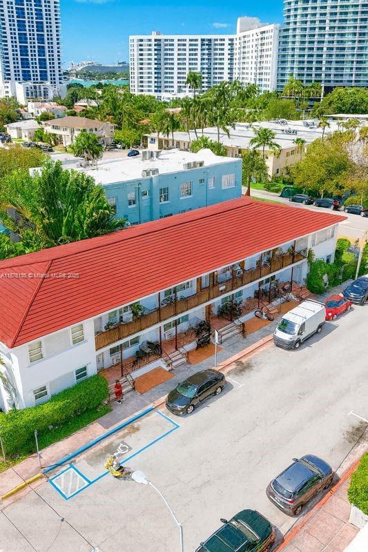 Building Photo - 1535 West Ave