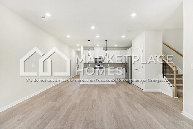 Building Photo - 2103 Avalon Rdg