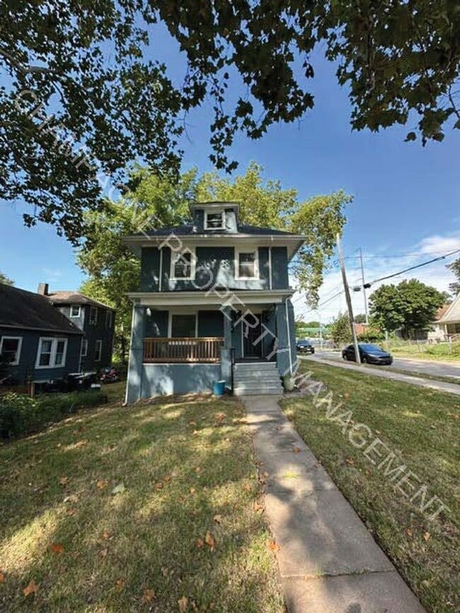 Primary Photo - Single Family Home in Kansas City
