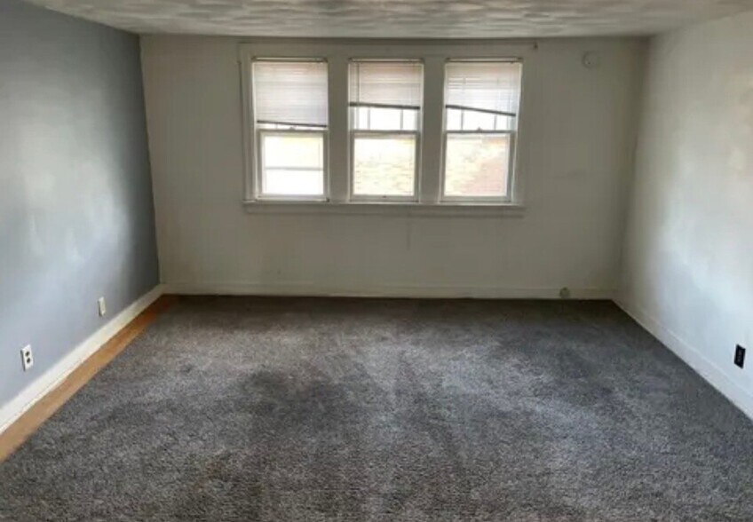 Building Photo - 1520 17th Ave