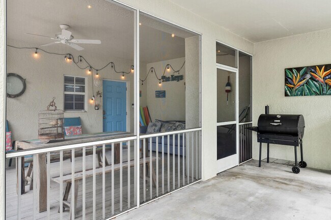 Building Photo - 21 Poinciana Dr