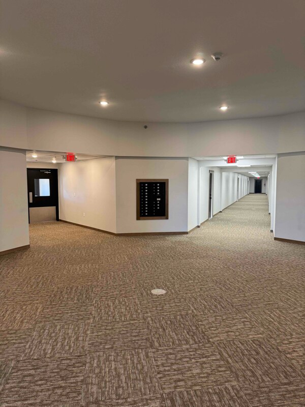 Building Photo - 600 Hickory St