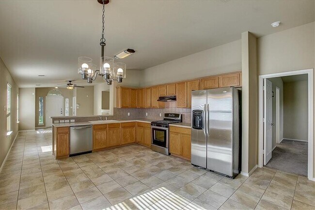 Building Photo - 2207 Jesse Owens Dr