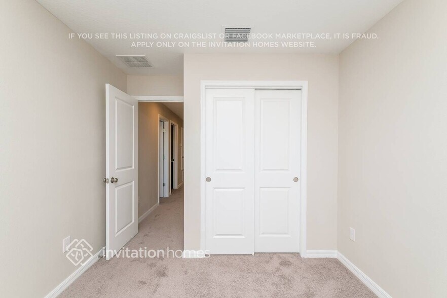 Building Photo - 6316 Willowside St