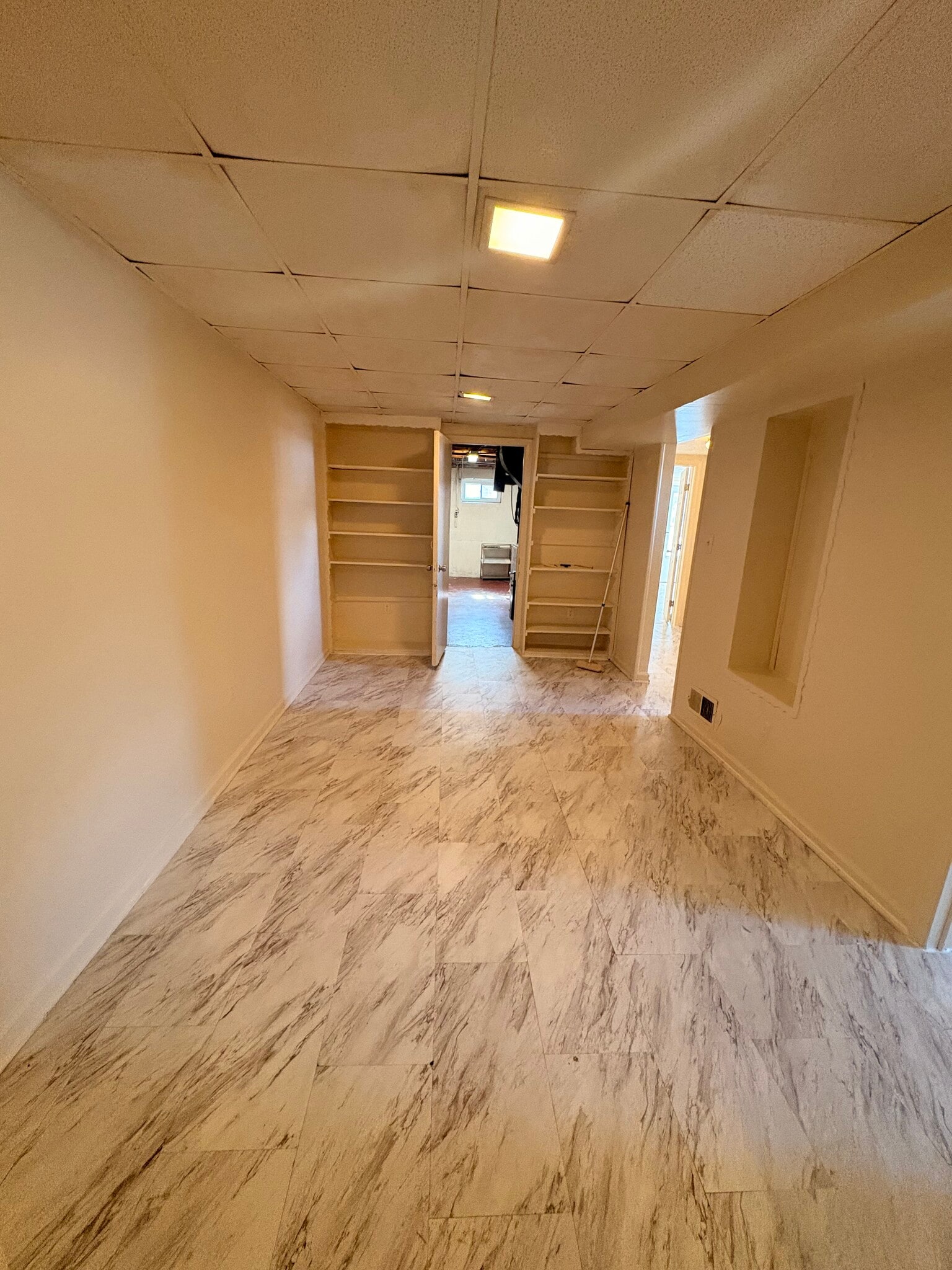 Building Photo - 910 Logwood Rd