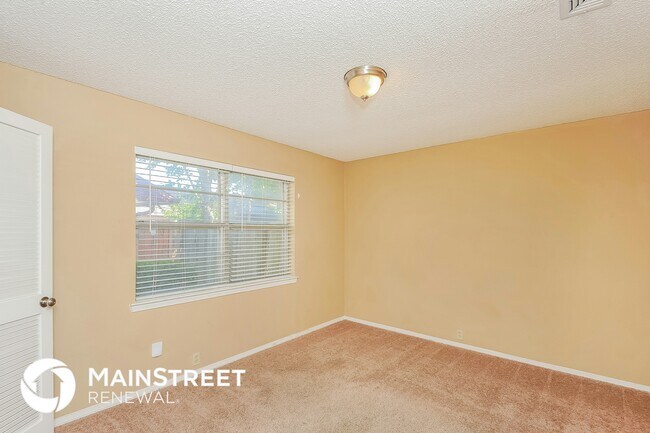 Building Photo - 6905 Winchester Pl
