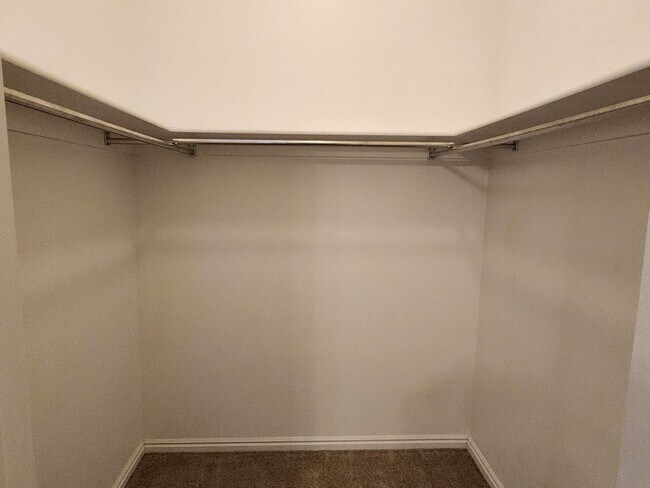 Building Photo - 3 Bd 2 Bath Home with Office