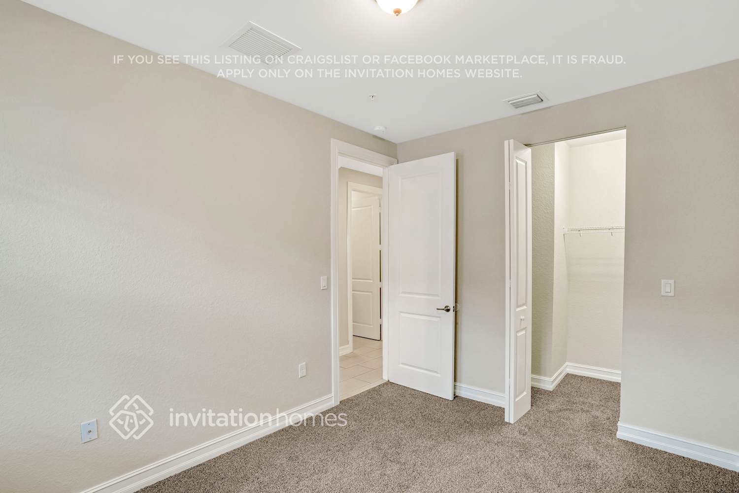 Building Photo - 11705 SW 13th Ct