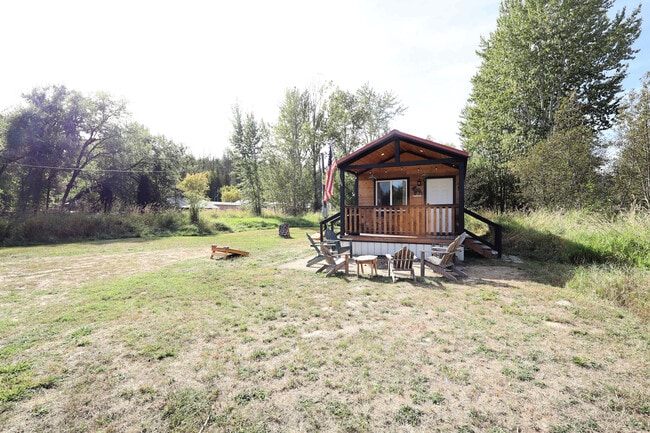 Building Photo - 68 Upland Dr