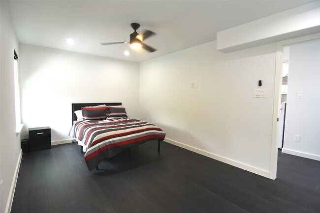 Building Photo - 2438 Walcott Ln