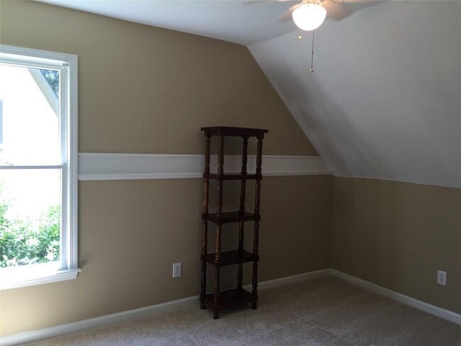 Building Photo - 10765 Morton Chase Way