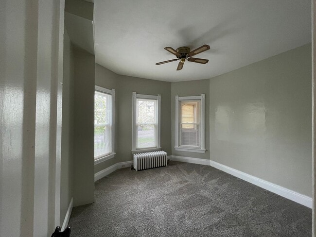 Building Photo - Single-family Home on Tipperary Hill