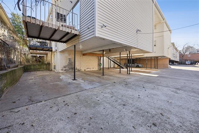 Building Photo - 4021 Cole Ave