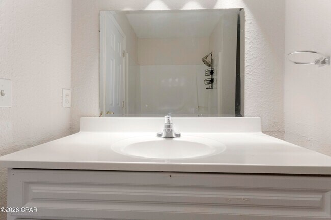 Building Photo - 4455 W 19th St