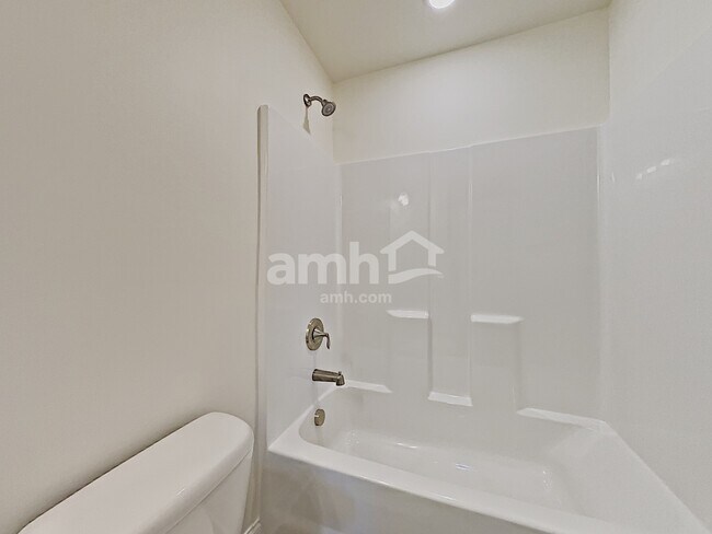 Building Photo - 118 White Ash Dr