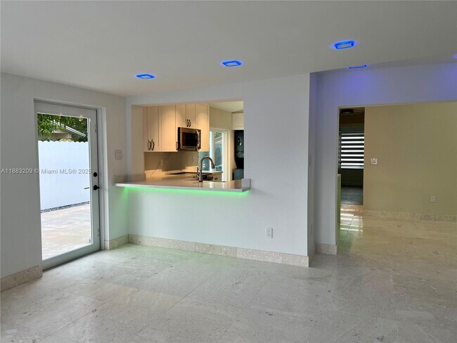 Building Photo - 20848 SW 118th Ave