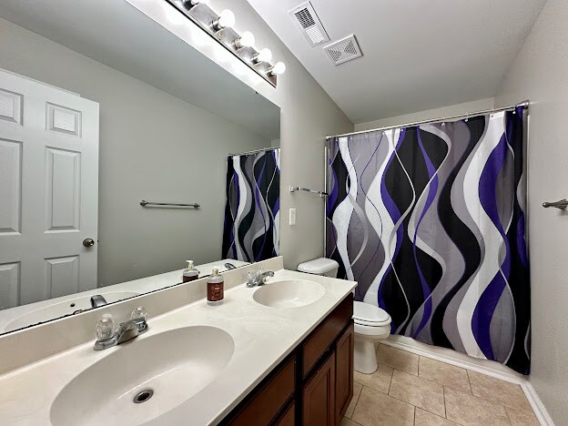 Building Photo - 335 Flyway Rd