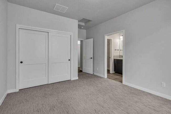 Building Photo - Effortless Elegance: Discover Your Ideal 2 Bedroom, 2 Bath Sanctuary