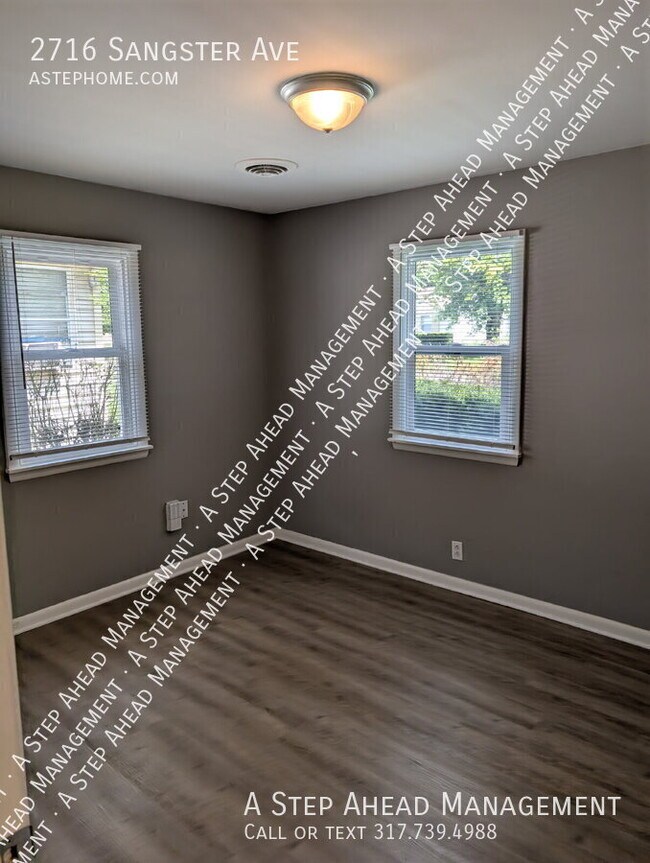 Building Photo - 2716 Sangster Ave