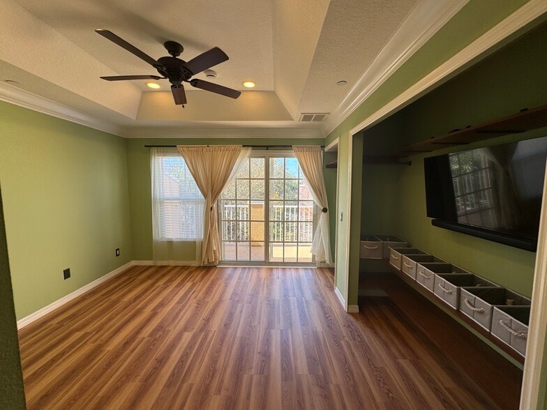 Building Photo - 8741 Spruce Hills Ct