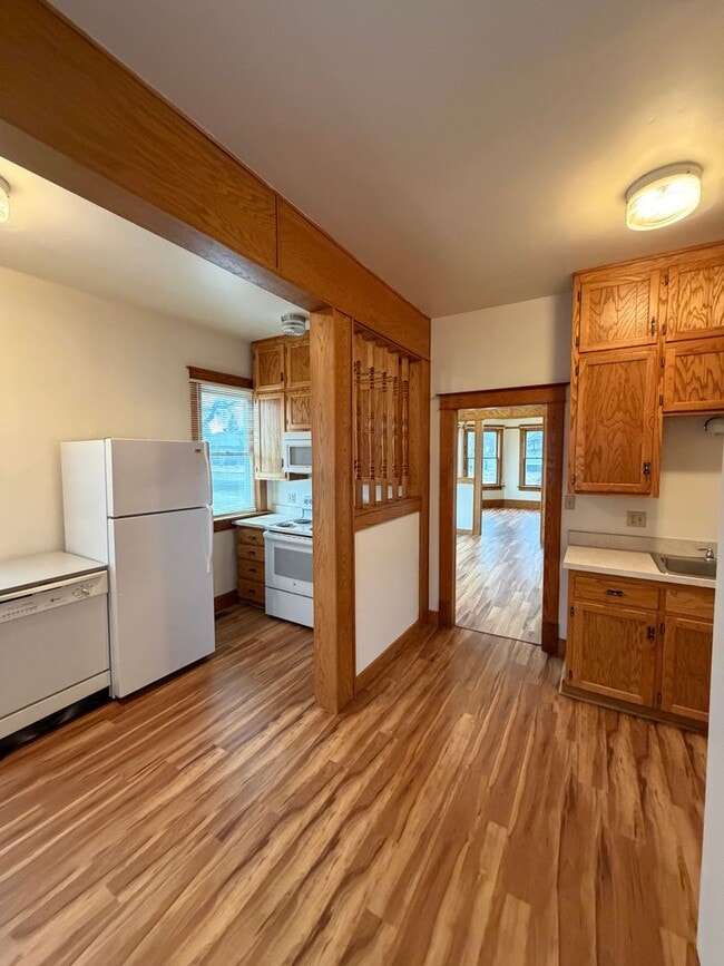 Building Photo - 800 S 9th St